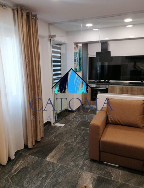 1 Decembrie Apartament deosebit / Curte proprie / Parcare